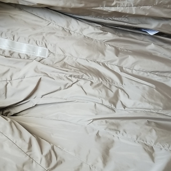 Add Down Jacket - Picture 10 of 16